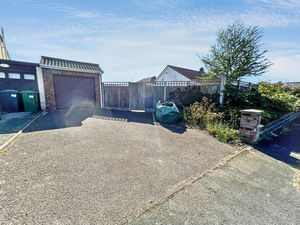 Photo 23- click for photo gallery